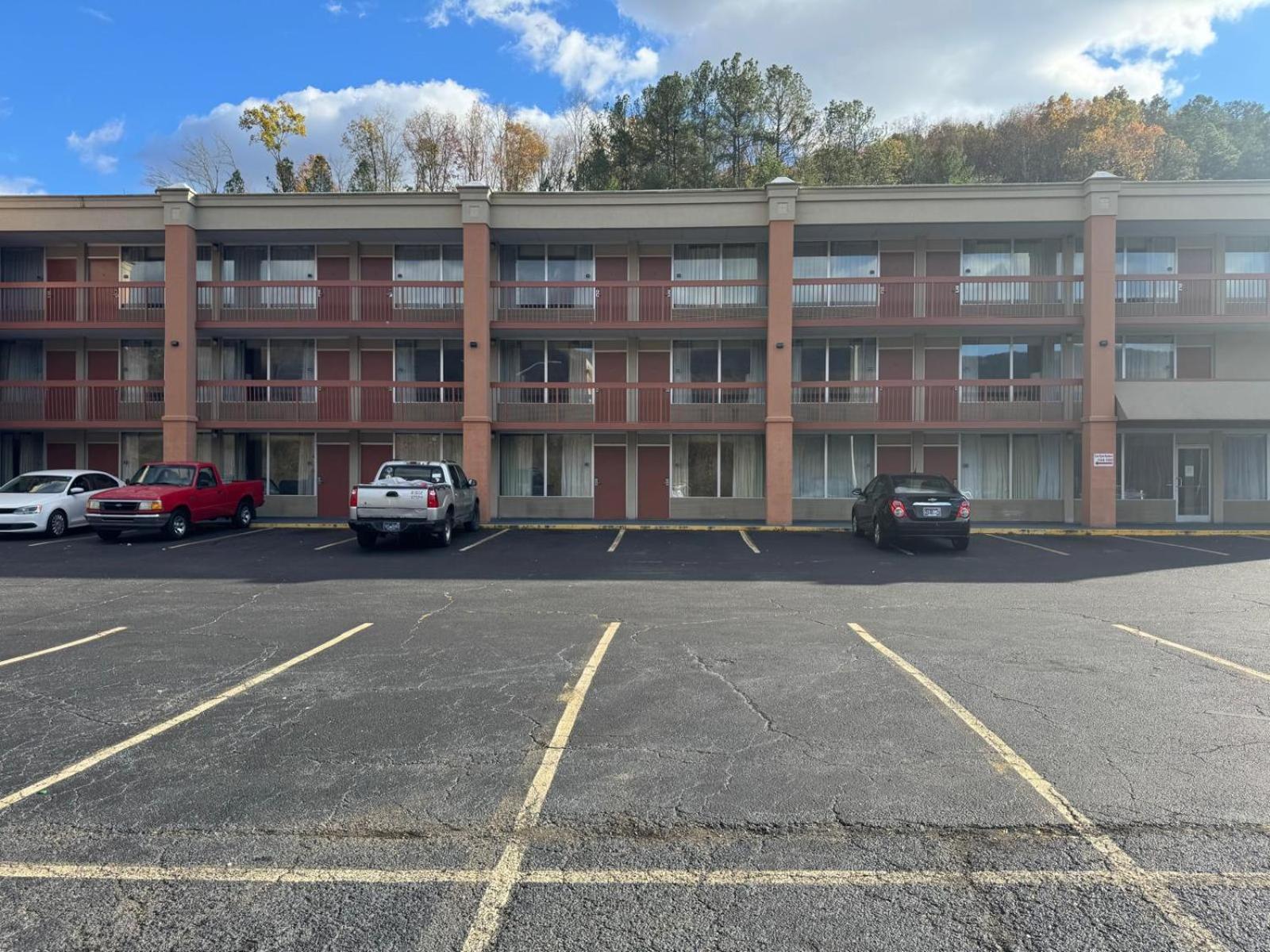 Oyo Hotel Harriman Near I-40 외부 사진