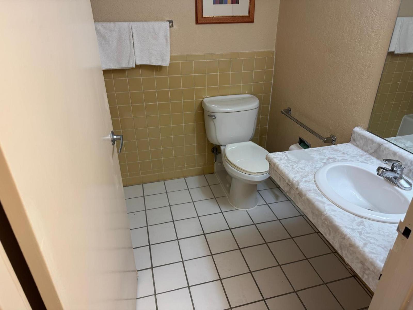 Oyo Hotel Harriman Near I-40 외부 사진