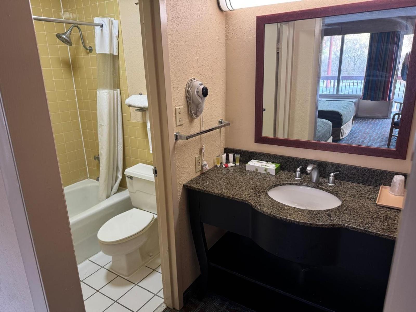 Oyo Hotel Harriman Near I-40 외부 사진