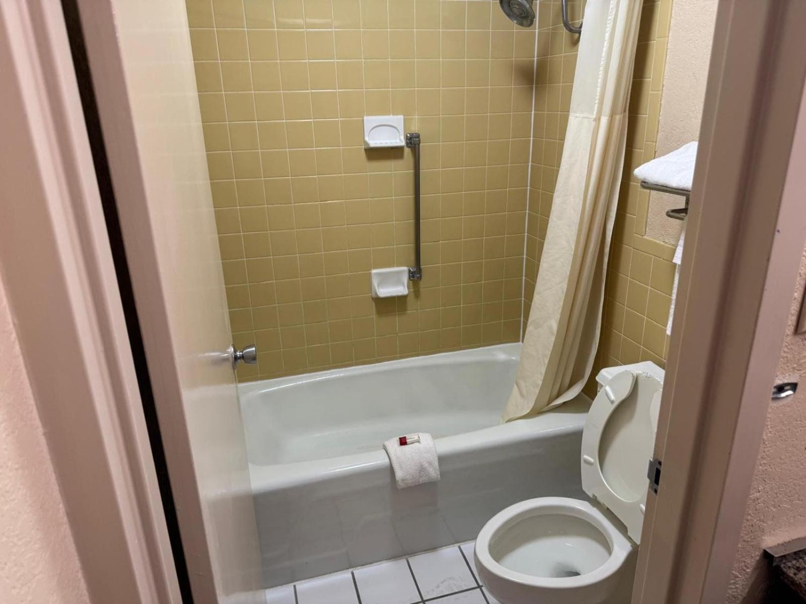 Oyo Hotel Harriman Near I-40 외부 사진