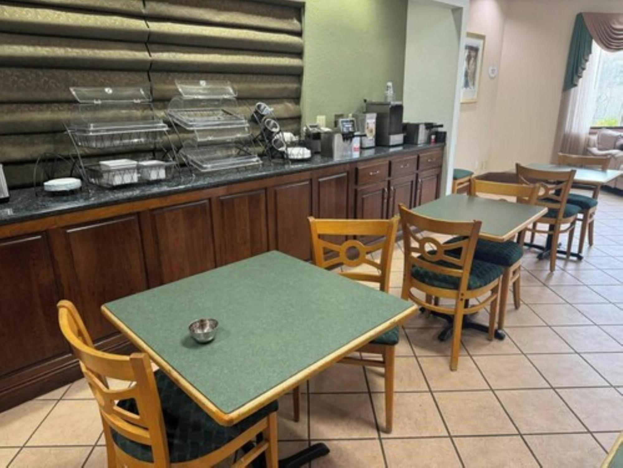 Oyo Hotel Harriman Near I-40 외부 사진